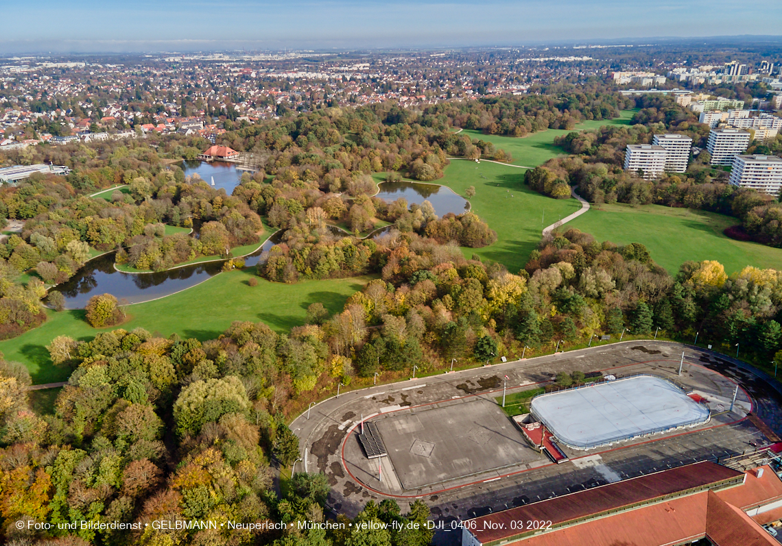 03.11.2022 -  Ostparksee mit Umgebung in Neuperlach